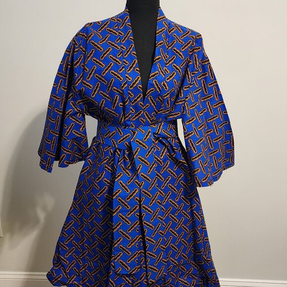 Tribal by N Short and Jacket Set - Picture 4 of 9